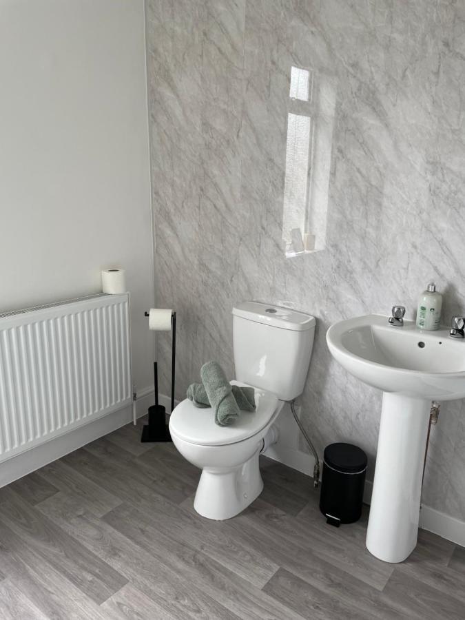 Comfy Home For Contractors And Families With Free Parking - Sage View Aldershot Ngoại thất bức ảnh