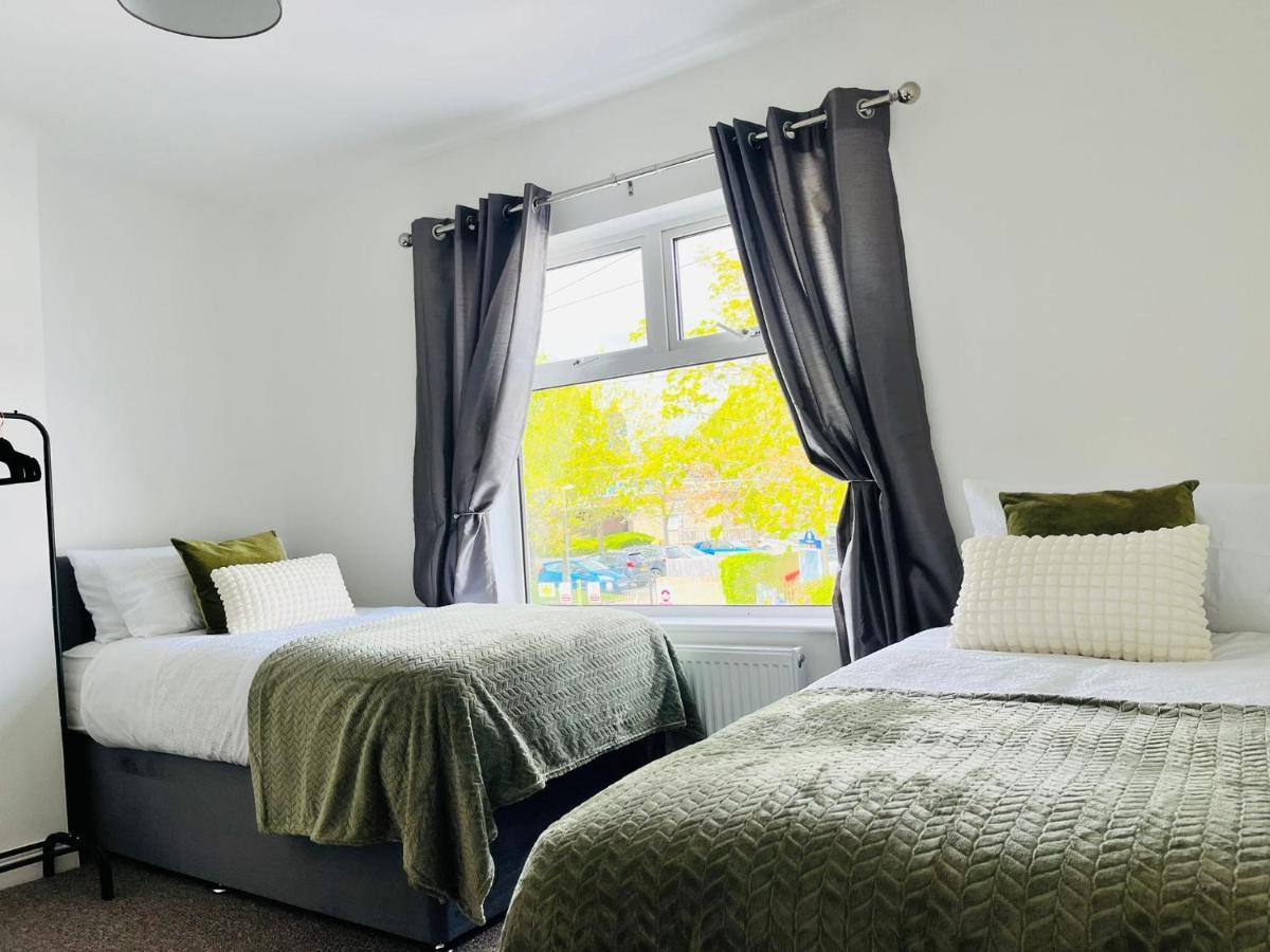 Comfy Home For Contractors And Families With Free Parking - Sage View Aldershot Ngoại thất bức ảnh