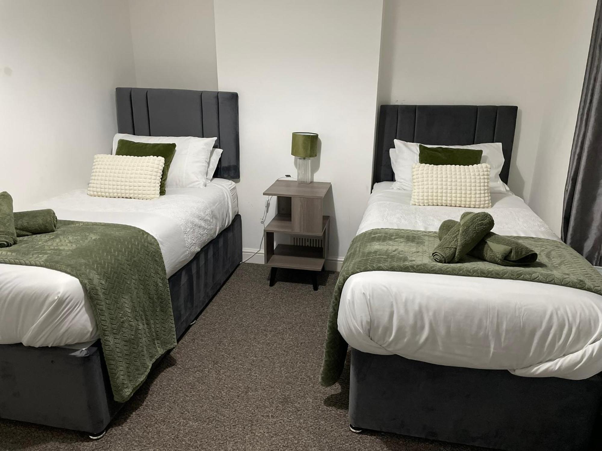 Comfy Home For Contractors And Families With Free Parking - Sage View Aldershot Ngoại thất bức ảnh